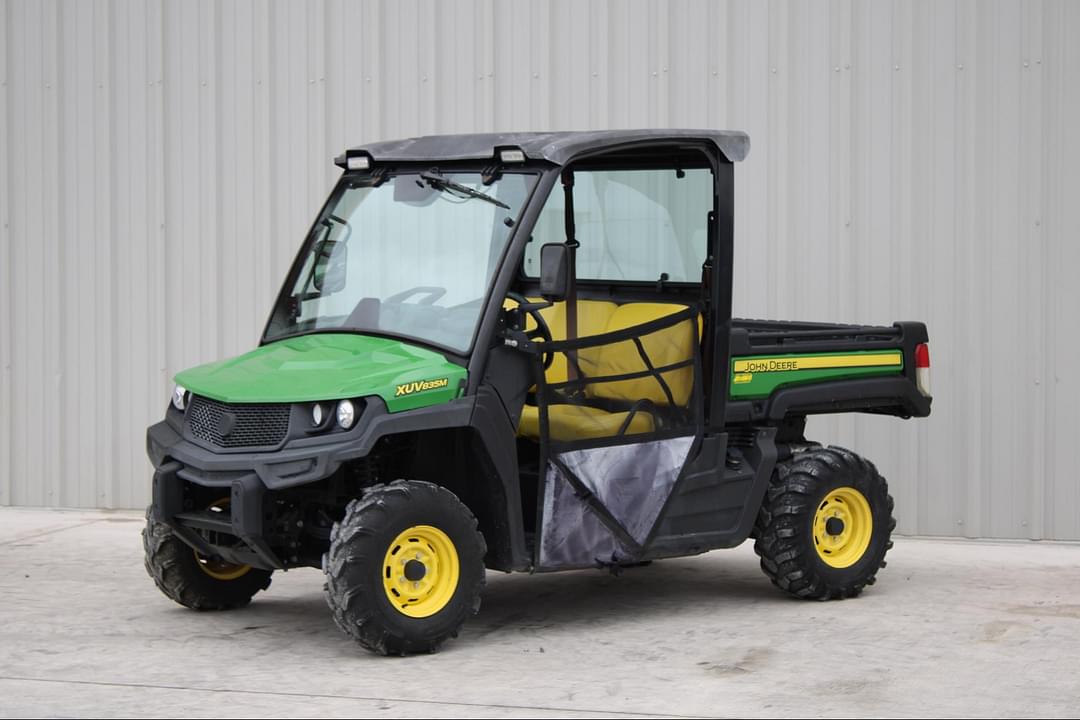 Image of John Deere XUV 835M Primary image