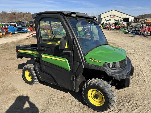 Image of John Deere XUV 835M equipment image 2