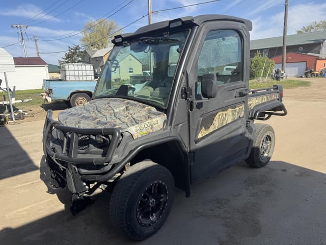 Image of John Deere Gator XUV 835R equipment image 1
