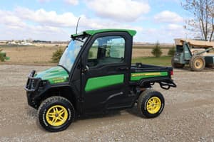 2018 John Deere XUV 835R Image