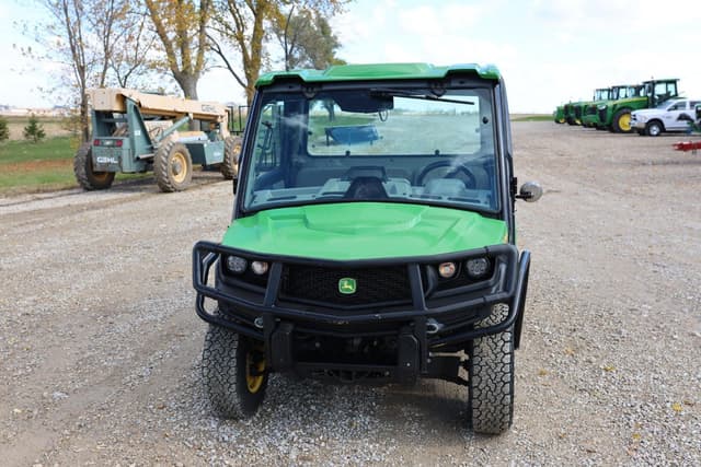 Image of John Deere XUV 835R equipment image 2