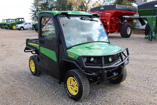 Image of John Deere XUV 835R equipment image 3