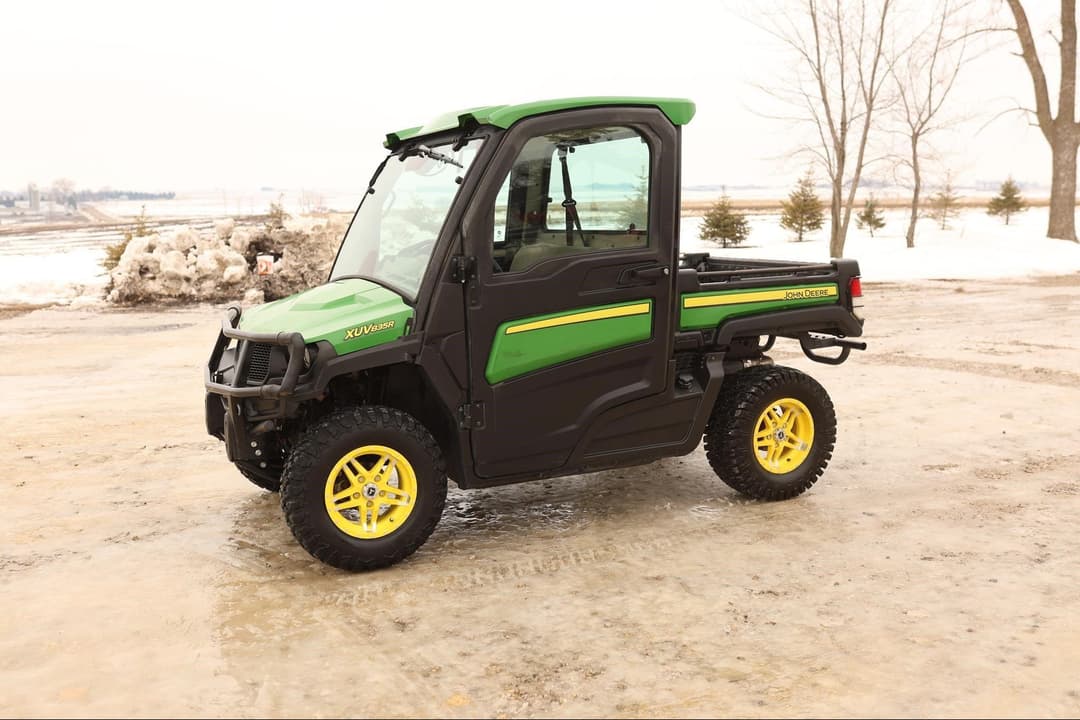 Image of John Deere Gator XUV 835R Primary image