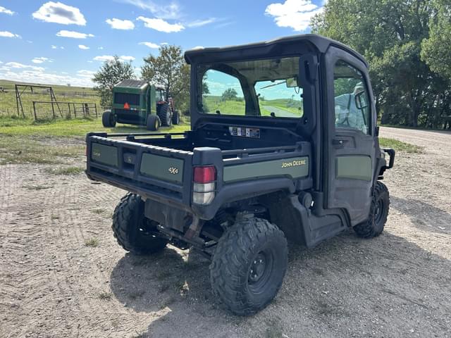Image of John Deere XUV 835R equipment image 4