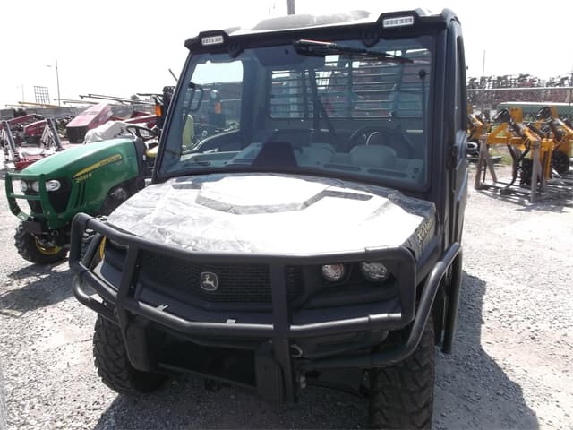 Image of John Deere XUV 865R equipment image 1