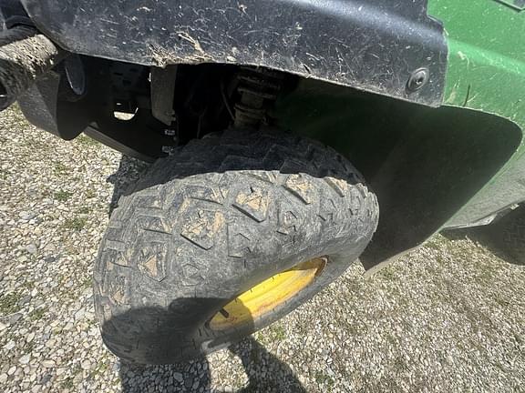 Image of John Deere HPX815E equipment image 2