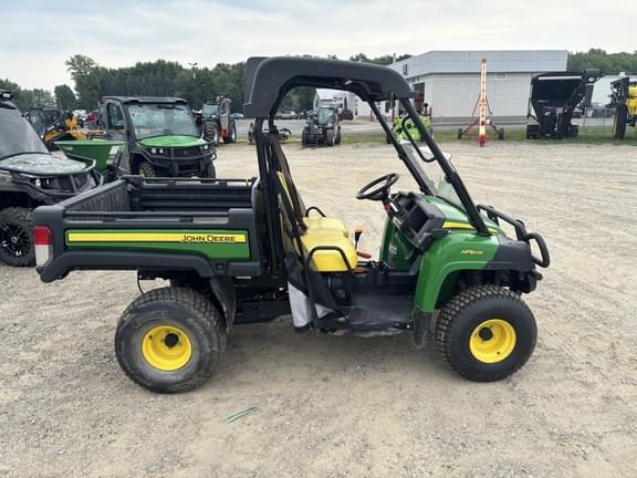 Image of John Deere HPX815E equipment image 4