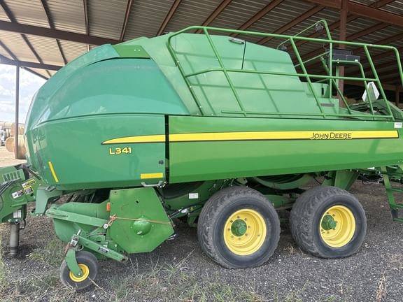 2018 John Deere L341 Equipment Image0