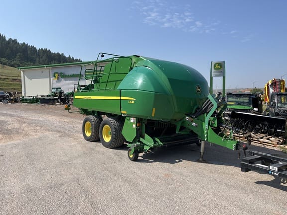 2018 John Deere L341 Equipment Image0
