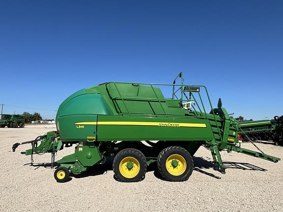 Image of John Deere L341 equipment image 1