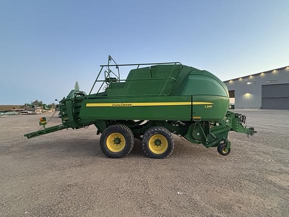 Image of John Deere L341 equipment image 3