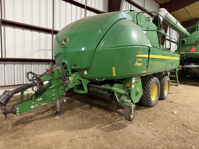 Image of John Deere L341 equipment image 1