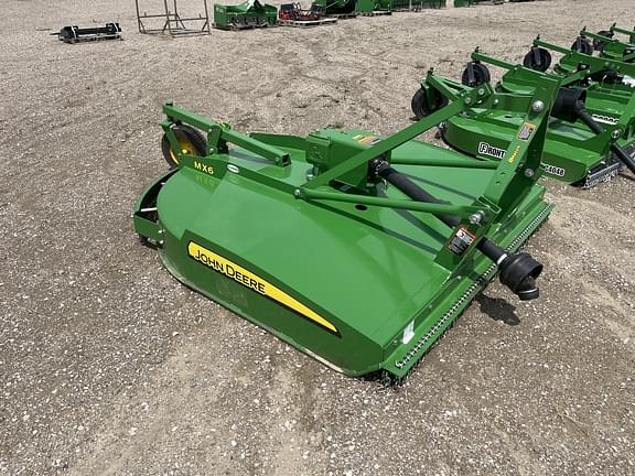Image of John Deere MX6 equipment image 2
