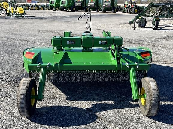 Image of John Deere MX8 equipment image 3