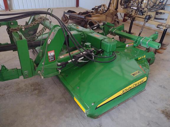 Image of John Deere MX8 equipment image 3