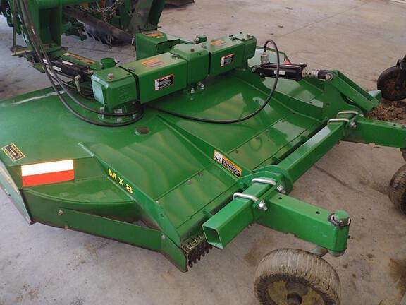 Image of John Deere MX8 equipment image 1