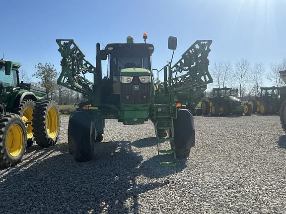 Image of John Deere R4023 equipment image 1