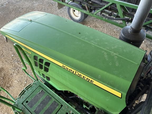 Image of John Deere R4023 equipment image 2