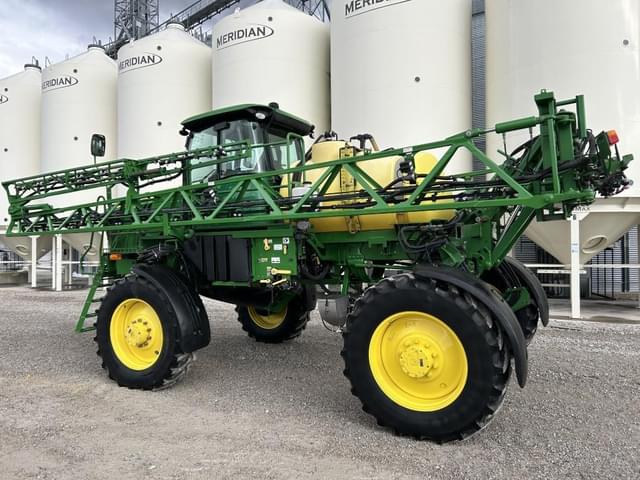 Image of John Deere R4023 equipment image 4
