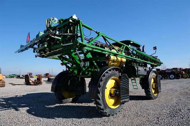 Image of John Deere R4030 equipment image 4