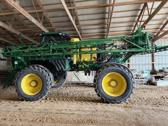 Image of John Deere R4030 Primary image