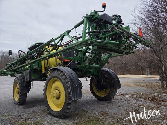 Image of John Deere R4030 equipment image 2