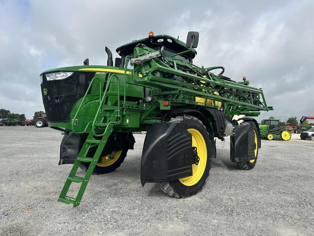 Image of John Deere R4030 equipment image 2