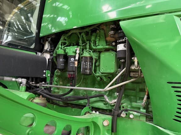 Image of John Deere R4030 equipment image 4