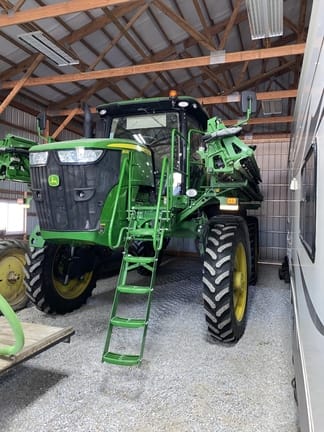 Main image John Deere R4030