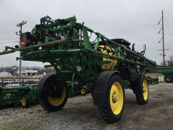 Image of John Deere R4030 equipment image 3