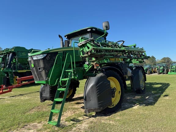 Image of John Deere R4030 equipment image 2