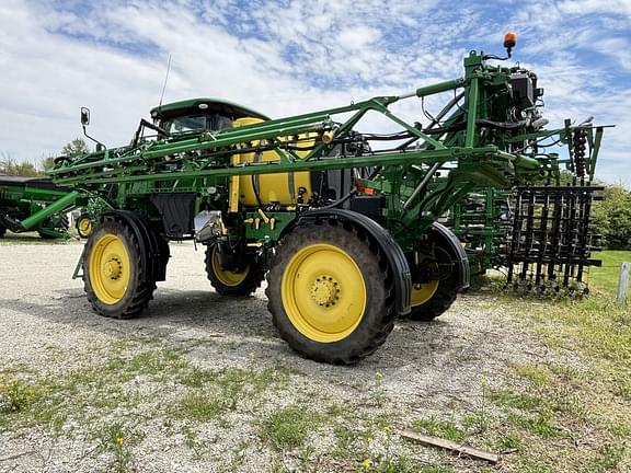 Image of John Deere R4030 equipment image 2