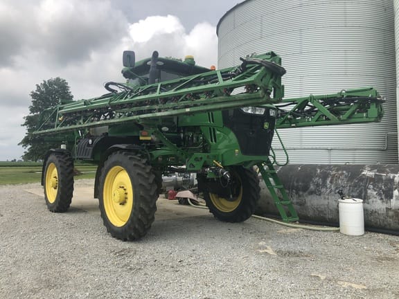 2018 John Deere R4030 Equipment Image0
