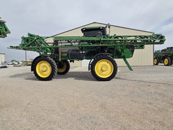 2018 John Deere R4030 Equipment Image0
