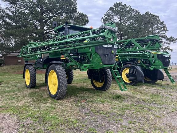 Image of John Deere R4030 equipment image 2