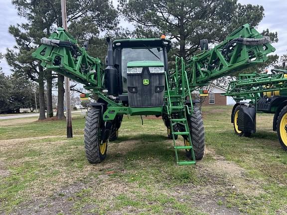 Image of John Deere R4030 equipment image 4