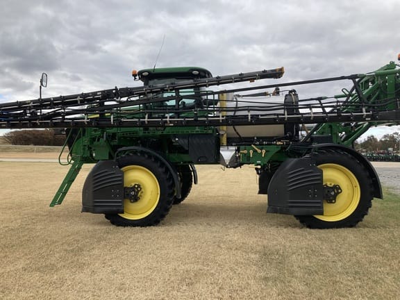 Main image John Deere R4030