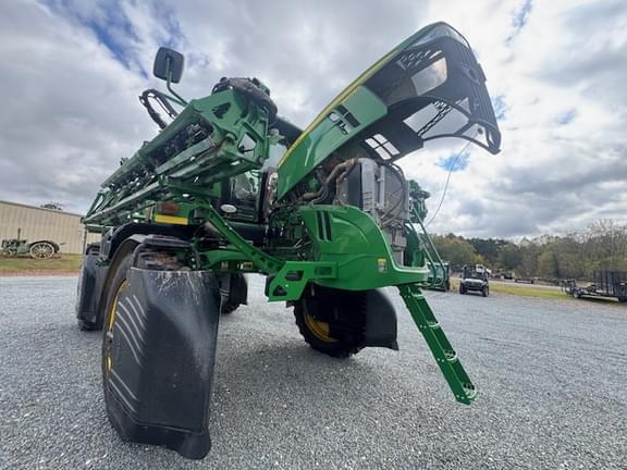 Image of John Deere R4030 equipment image 2