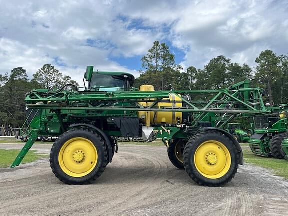 Image of John Deere R4030 equipment image 3