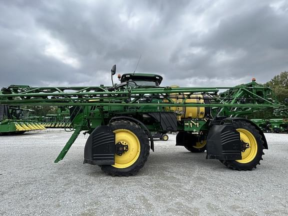 Image of John Deere R4030 Primary image