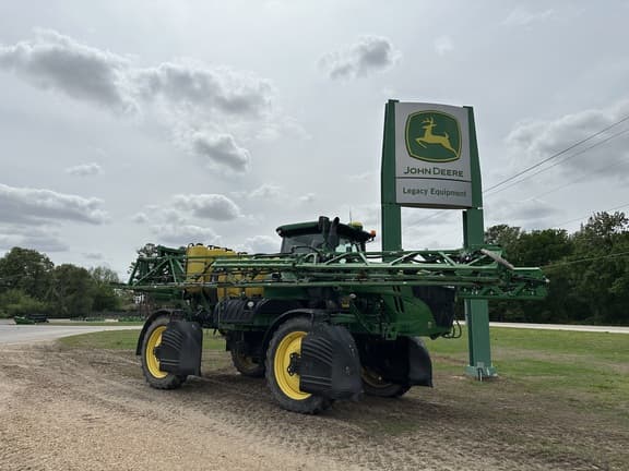 Image of John Deere R4030 Primary image