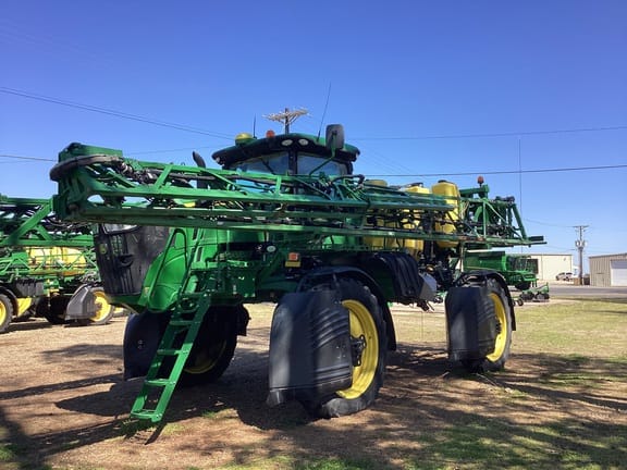 2018 John Deere R4030 Equipment Image0