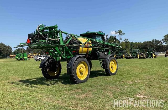 Image of John Deere R4030 equipment image 4