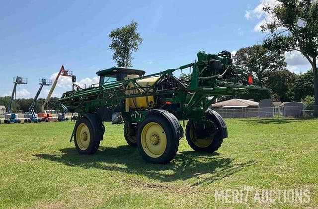 Image of John Deere R4030 equipment image 2