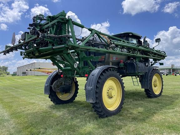 Image of John Deere R4038 equipment image 4