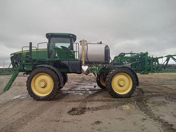 Image of John Deere R4038 equipment image 1