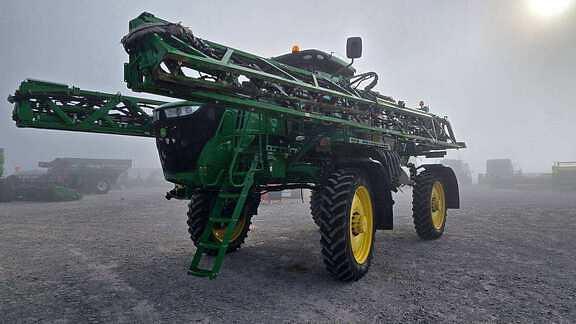 Image of John Deere R4038 equipment image 1