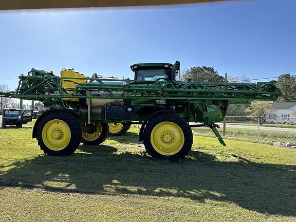 Image of John Deere R4038 equipment image 4