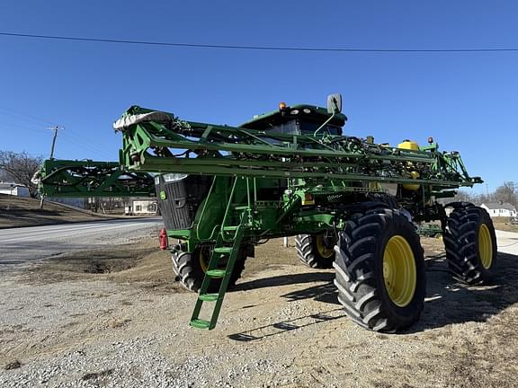 Image of John Deere R4038 equipment image 2