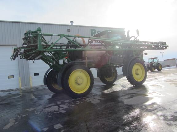 Image of John Deere R4038 equipment image 4